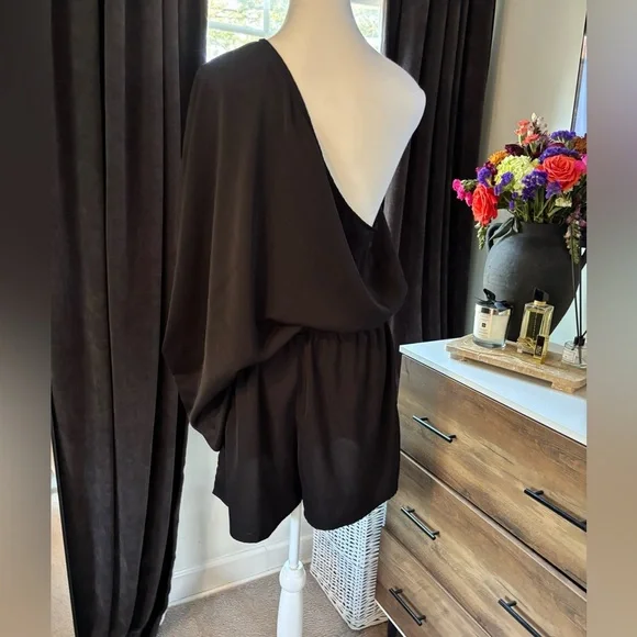 SHEIN Black One-Shoulder Dress - Picture 2 of 4